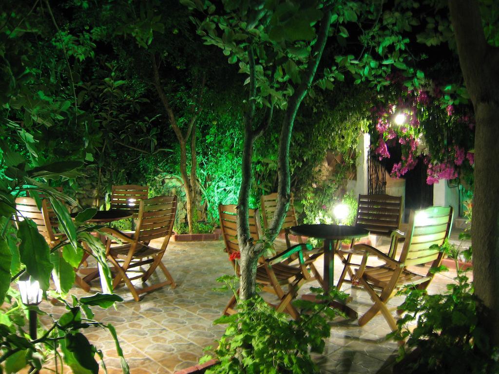 Eleftheria Lindian Studios I ลินดอส ภายนอก รูปภาพ